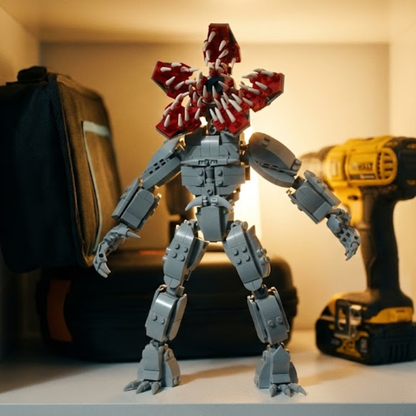 Stranger Things - Demogorgon Articulado (553 peças)