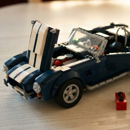 Shelby Cobra V8 (1241 peças)