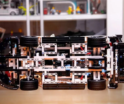 (76% OFF) Com Motor Boxer de 6 Cilindros e que Abre as Portas - Escala 1:10 - 1580 Peças - Brics Craft