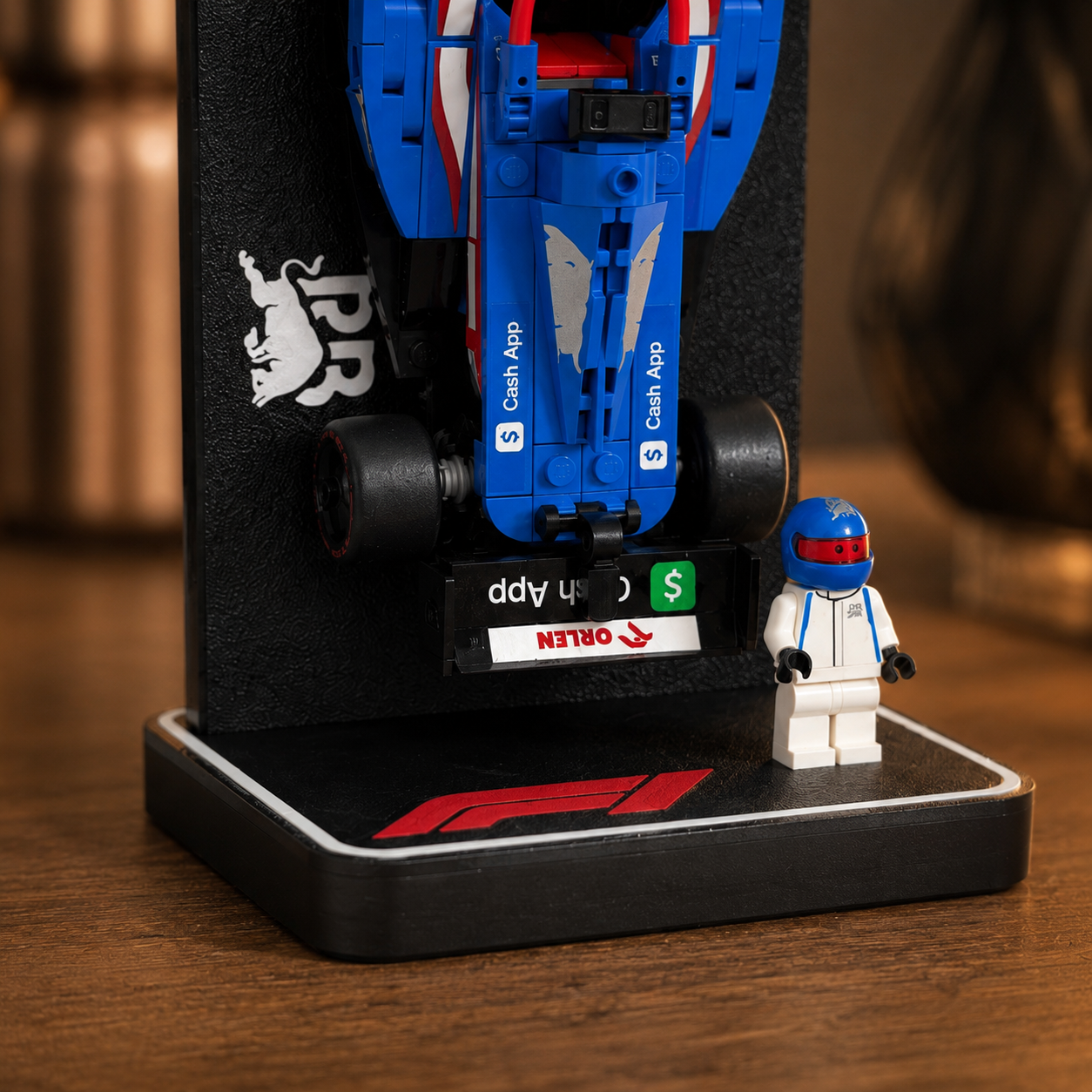 Suporte para Speed Champions Visa Cash App RB