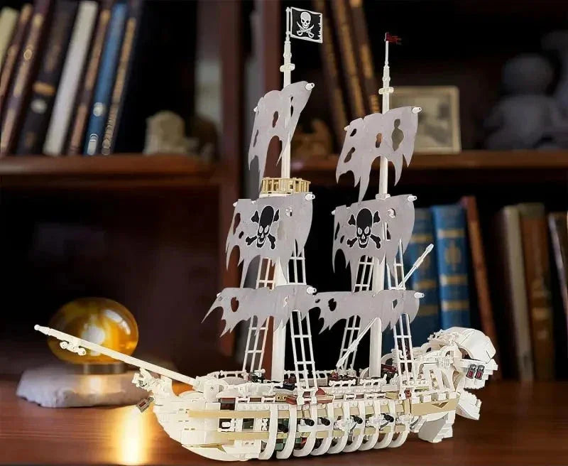 Navio Esqueleto Fantasma (1592 peças)
