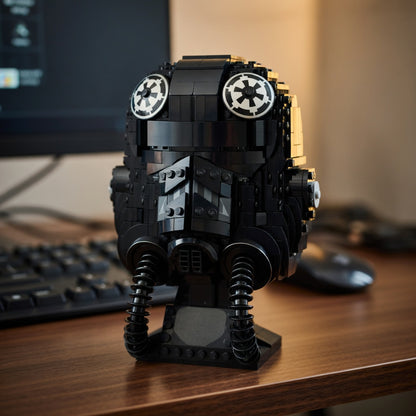 Star Wars - Capacete de Piloto de Caça TIE (724 peças)