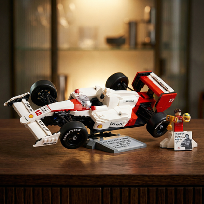 Fórmula 1 - McLaren MP4/4 + Ayrton Senna (693 peças)