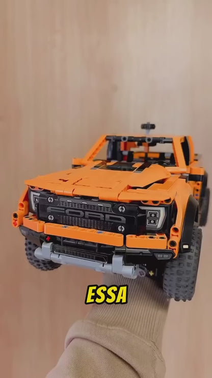 Ford Raptor F-150 (1379 peças)