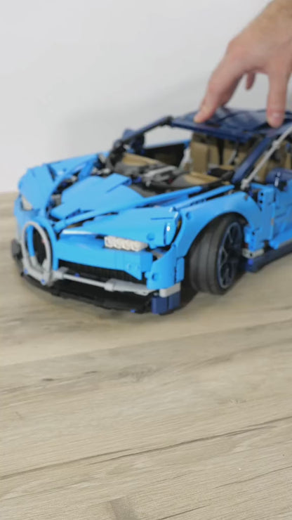 Bugatti Chiron Azul (3599 peças)
