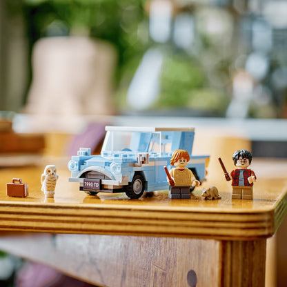 Ford Anglia voador do Harry Potter (165 peças)